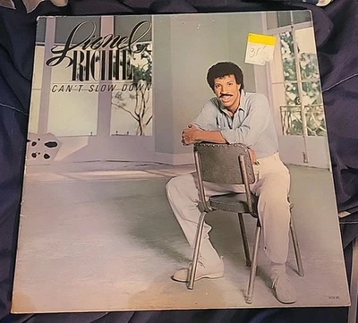 Lionel Richie - CAN'T SLOW DOWN (1983) Motown Vinyl 6059 ML Gatefold  - Image 1 of 4
