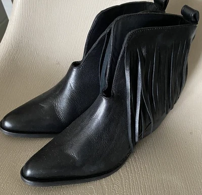 Marah Botines Vaqueros Occidentales Personalizados con Flecos Cuero Negro 7 Hechos en México Foto 1 de 4