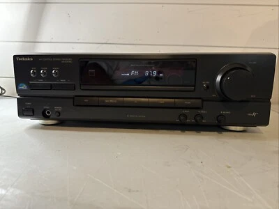 Technics SA-EX140 - 2 Channel AM FM Stereo Receiver System W/ Phono Input WORKS - Image 1 of 4