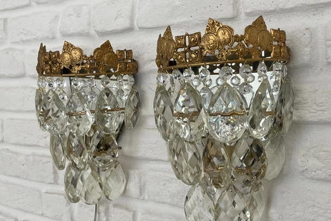 Matching Pair of Antique Vintage Brass & Crystals Wall Sconces Chandelier Lamp Cover