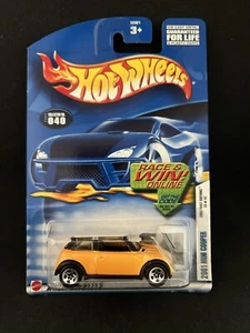 Hot Wheels 2002 First Edition 2001 MINI COOPER Yellow w/5 Sp Variation Vintage - Picture 1 of 2