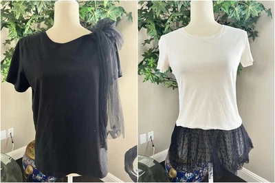 Lote de 2 camisetas rojas de encaje Valentino negras blancas  Foto 1 de 4