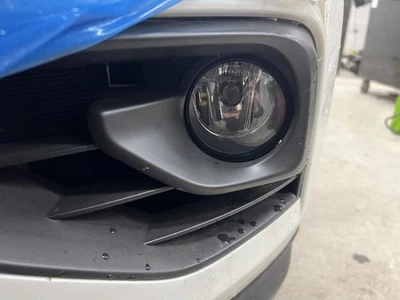 Luz antiniebla de esquina/estacionamiento compatible con 12-21 NV 3500 223396 Foto 1 de 4