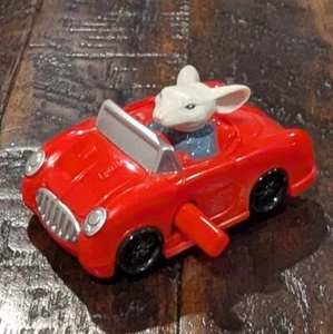 Stuart Little 2 Little Red Wind Up Car Vintage Wendy's Kids Meal Toy 2002 J Fox - Picture 1 of 3