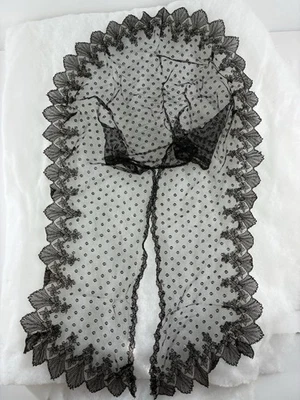 Antigua mantilla victoriana de encaje de luto - bufanda de velo de encaje negro Foto 1 de 4