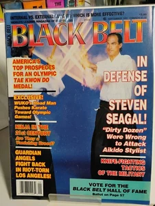 Sept 1992 Vintage Black Belt Magazine Bagged And Boarded In Great Condition - Picture 1 of 3