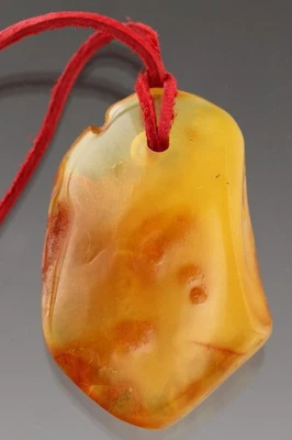 美国 DDP 正品波罗的海琥珀麂皮绒蜂蜜大号护身符吊坠 12.5 克 251002-11 — 第 1/4 张图片