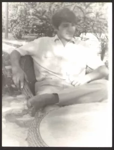 Barefoot guy boy man portrait foot feet gay int old photo 12x9 cm #42017 - Picture 1 of 2