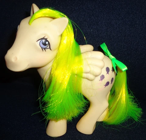 Rose: My Little Pony Vintage Pegasus Surprise #2 VERY GOOD glittery symbols G1 Cover