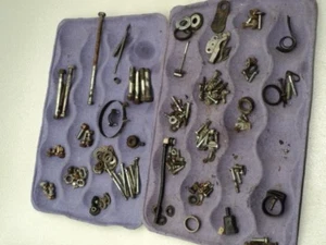 Kawasaki KE175 KE 175 #D109 Nuts Bolts & Miscellaneous Hardware - Foto 1 di 12