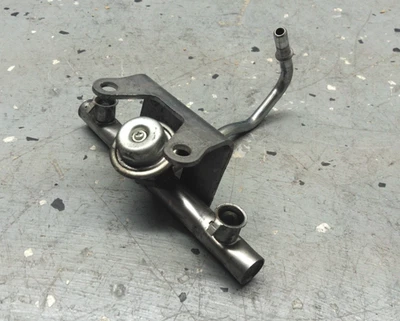 2006-11 SUBARU FORESTER IMPREZA LEGACY OUTBACK FUEL INJECTOR RAIL OEM 17536AA411 - Image 1 of 3