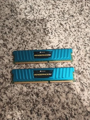 Corsair Vengence LP CML8GX3M2A2133C11B 8GB PC3-17000 DDR3-2133 Desktop RAM - Image 1 of 2