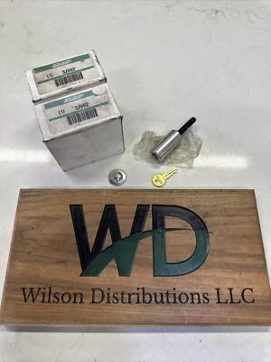 LOT OF 2, NEW, SPEEDAIRE, 3JV62, LOCKING DEVICE FOR REGULATORS. - Image 1 of 3