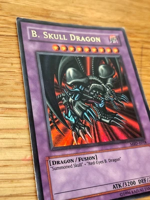 Black Skull Dragon YuGiOh card 2003 - Ultra Rare MRD-E018 - Image 1 of 4