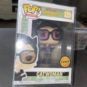 Funko Pop! Heroes Dc Comics Bombshells #225 Catwoman Limited Edition Chase - Picture 1 of 6
