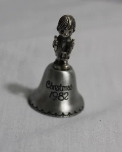 Vintage Precious Moments CHRISTMAS 1982 Little Drummer Boy, Mini Pewter Bell - Bild 1 von 3