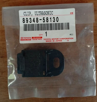 New Genuine Toyota/Lexus Parking Sensor Clip- 89348-58130 - Image 1 of 3