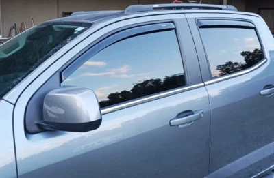 Protectores de lluvia AVS en canal viseras de ventilación sombra para Chevy Colorado y Canyon 15-2022 Foto 1 de 4