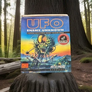 UFO Enemy Unknown por MicroProse para Commodore Amiga 5 DISCOS Completo M284 - Imagen 1 de 11