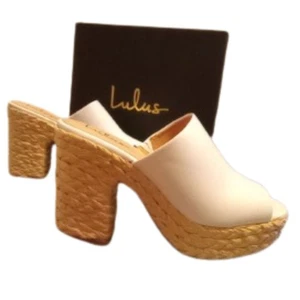 Lulus Women's Size 11 White Ervyn Wedge Heels - NWT - Picture 1 of 11