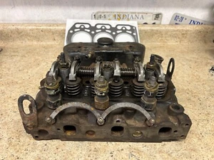 5015 Allis Chalmers cylinder head assembly - Picture 1 of 5