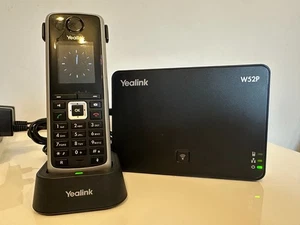YEALINK W52P IP CORDLESS PHONE, CHARGER an BASE STATION BASE SIP-W52P DECT VoiP - Afbeelding 1 van 6