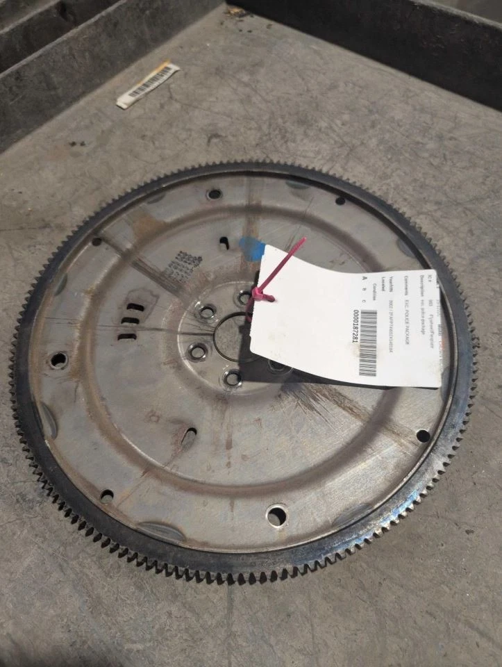 Volante/placa flexible sin paquete de policía compatible con 96-04 Crown Victoria 1112045 Foto 1 de 1