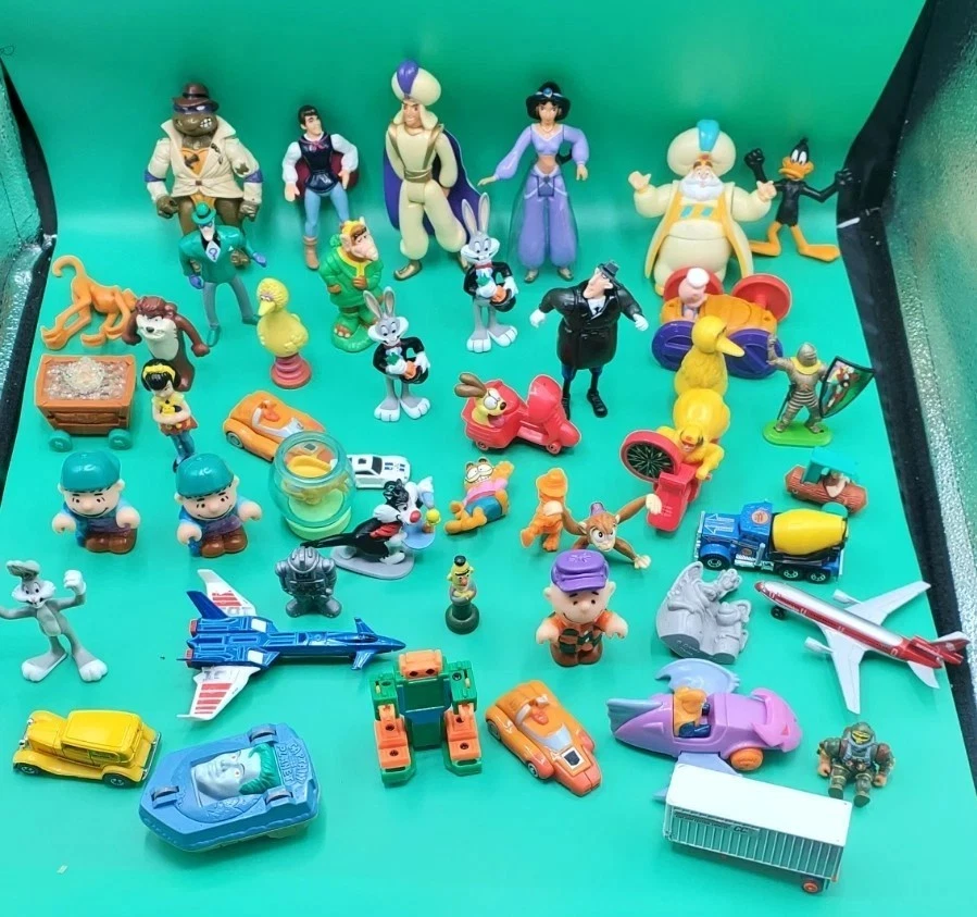 Vintage 1990's Rare Toys (Lot of 45) Disney, Aladdin, Bugs Bunny, Peanuts etc - Image 1 of 1