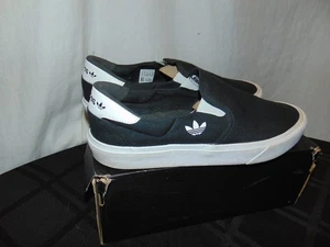 Adidas Men’s Court Rallye Skateboard Size 11 1/2 Black Canvas Slip-On FY4551 - Picture 1 of 10