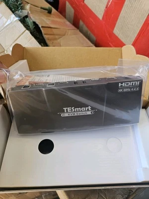 TESmart HDMI KVM Switch 2 Monitors 2 Computers 4K@60Hz, USB 2.0, Dual Monitor - Image 1 of 4