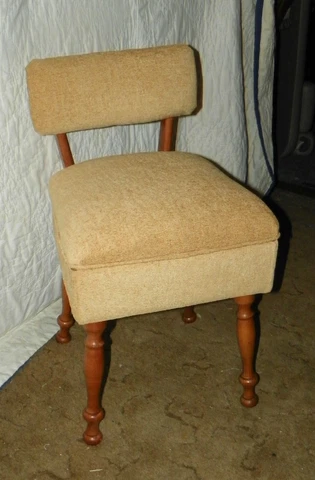 Maple Sewing Chair with Lift Seat, Vanity bench (VB-64) Cover