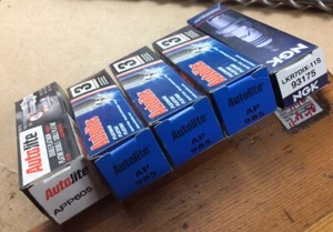 Misc Lot Of Spark plugs, NGK 93175, AP 985, APP 605 - Picture 1 of 2