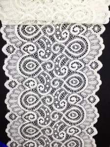 10m/1m Polyester Spitze Borte elastisch Elegante 18cm Altweiß LD506 NR - Bild 1 von 7