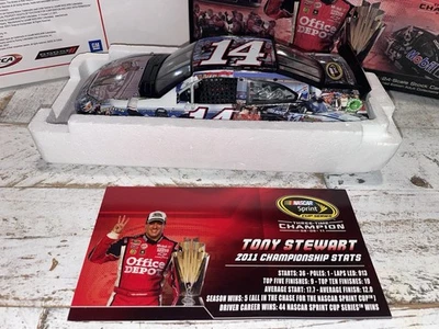 Tony Stewart #14 NASCAR Lionel Champion 2011 "Montaje" 1:24 Diecast 3 Time Cup Foto 1 de 4