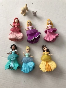 Lotto di 6 personaggi Disney Princess Royal Clip Belle Ariel Jasmine - Foto 1 di 6