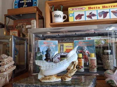 Pecera acuario vintage años 50 cerámica azul hundido barco submarino burbujeador Foto 1 de 4