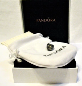 AUTHENTIC PANDORA STERLING SILVER PERIDOT OPENWORK HEART CHARM NIB GREAT GIFT - Picture 1 of 2