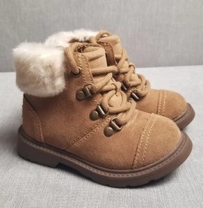 Ugg Australia Azell Hiker Boots Suede Zip Fur Trim Kid Sz 8 *EUC* Worn 1 Time - Picture 1 of 8