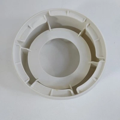 KitchenAid White Ultra Power Blender KSB5WW Replacement Part Pitcher Jar Collar - Image 1 of 2