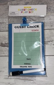 Target Bullseye’s Playground Play Finto Guest Check - Cancellazione a secco tavola e pennarello - Foto 1 di 4