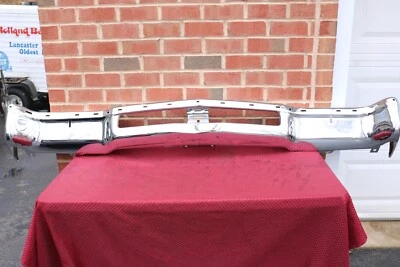 75 1975 LINCOLN CONTINENTAL TOWN CAR NOS CHROME FRONT BUMPER D5VY-17757-B - Image 1 of 4