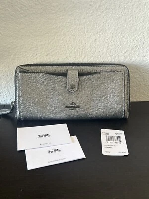 CARTEIRA COACH CONSTELLATION SPACE MULTIFUNCIONAL DUPLA METÁLICA GUNMETAL 29446 - Imagem 1 de 4