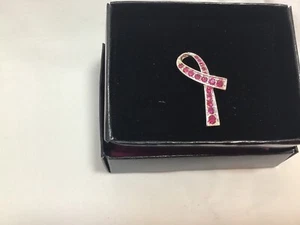 AVON Cosmetics *Breast Cancer Rhinestone Crusader* - brooch-pin (boxed). - Picture 1 of 2