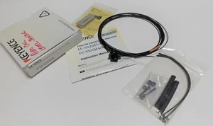Keyence FU-95HA Fiber Optic Sensor - Picture 1 of 4