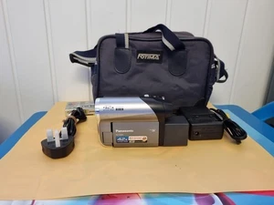 Panasonic NV-GS90 Handheld MiniDV Cassette Camcorder Silver  - Picture 1 of 9