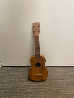 1950s Kamaka Hawaii Ukulele - Image 1 of 4