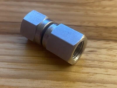 Swagelok SS-4-TA-7-2  , 1/4 tube adapt x 1/8 Female NPT, - Image 1 of 2