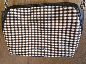 Calvin Klein Hailey Woven Triple Compartment Chain Crossbody Black Brown White - Bild 1 von 9