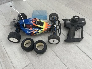 Team ASSOCIATED RC10 B4.1 BUGGY - Picture 1 of 4