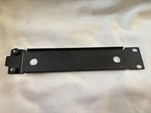 Sennheiser GA 3 Wireless 1/2 Rackmount Extension - Picture 1 of 4